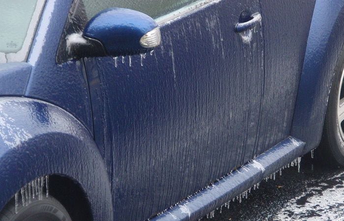 Как уберечь автомобиль от вредных воздействий соли в зимнее время