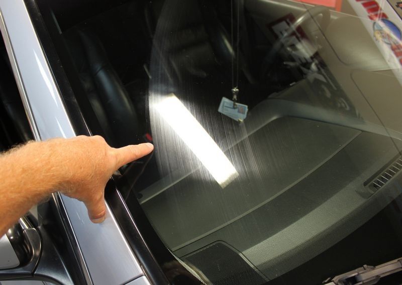Как убрать царапины на автомобиле своими руками: лайфхаки и инструкция