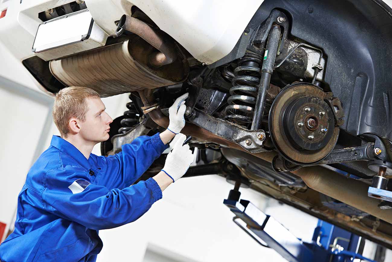 Когда стоит обратиться к профессионалам при ремонте автомобиля?